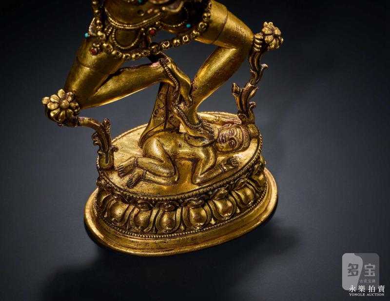 15世纪 （西藏）铜鎏金金刚亥母 - 图10